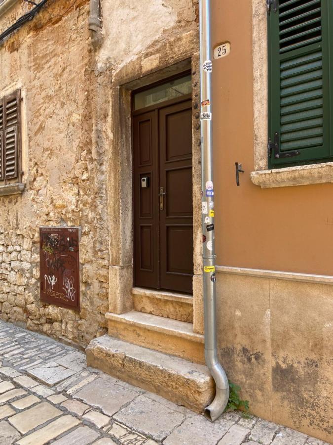Studio Svalba Rovinj Buitenkant foto